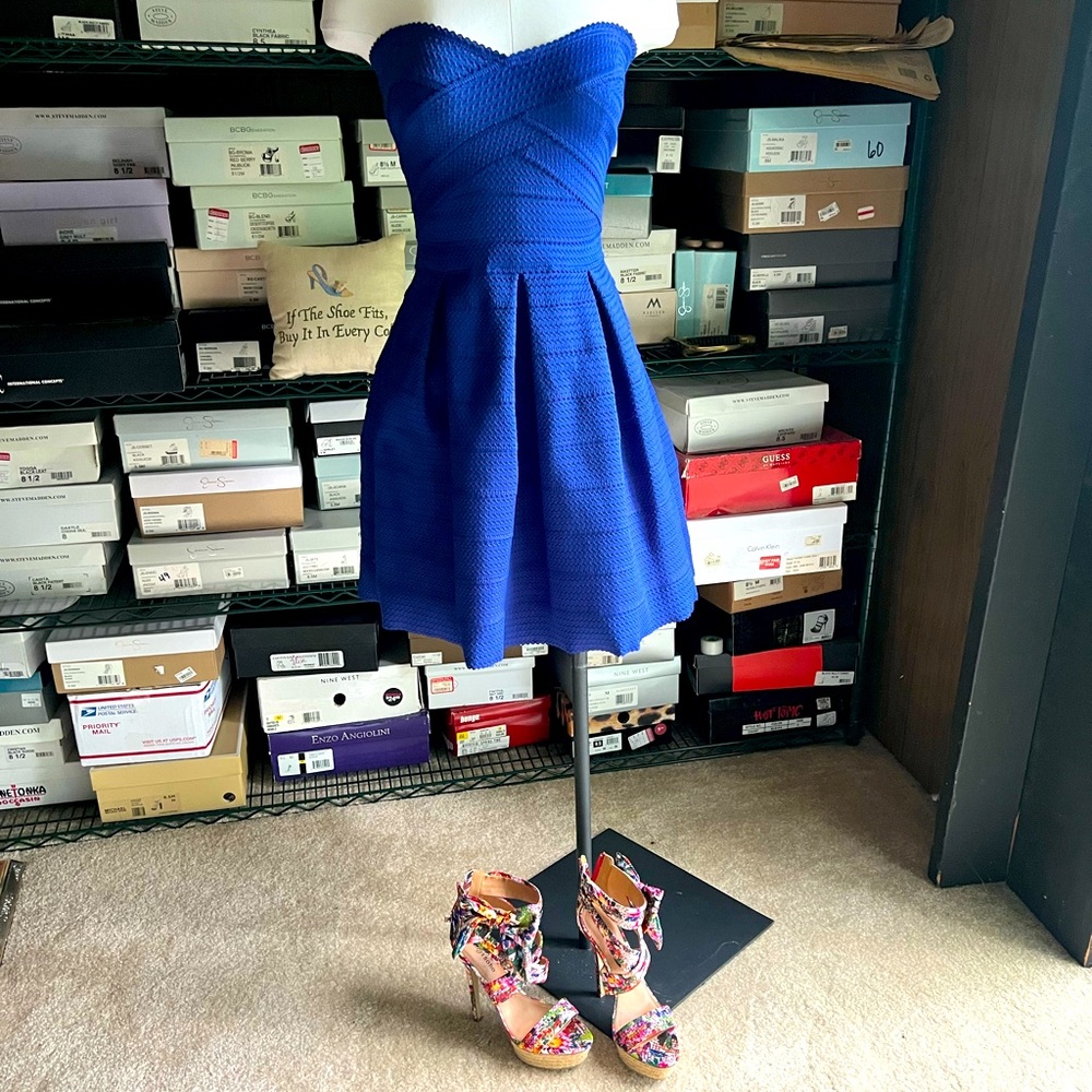 Express bandage mini dress